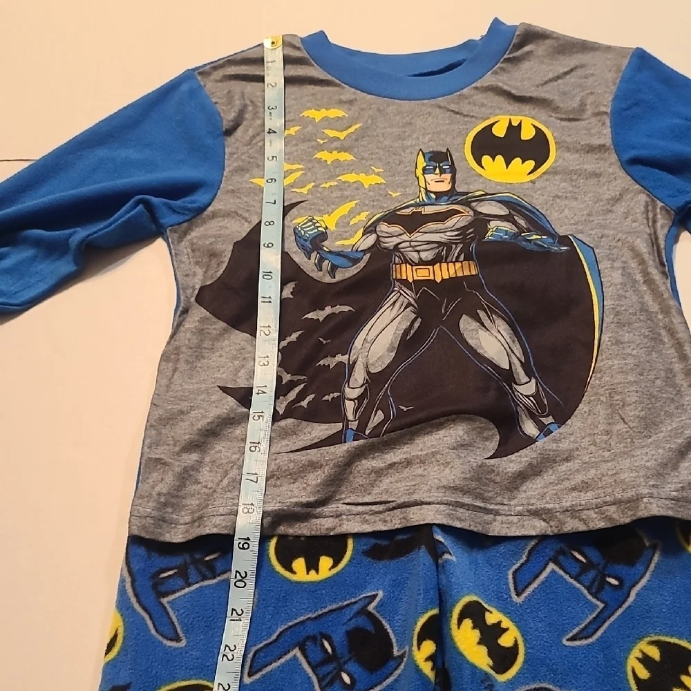 Batman Boys Pajama Set - Blue and Black NWT RV $46 Size 10